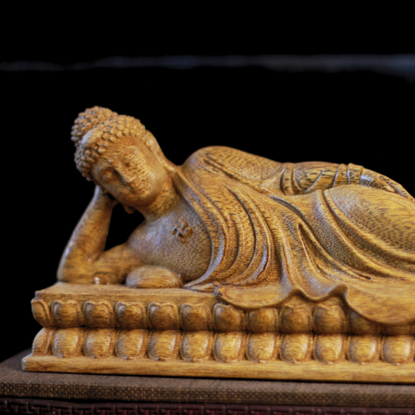 Tượng Phật Trầm Hương